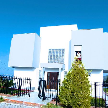 Luxury Villa With Amazing View, เซสเม ภายนอก รูปภาพ
