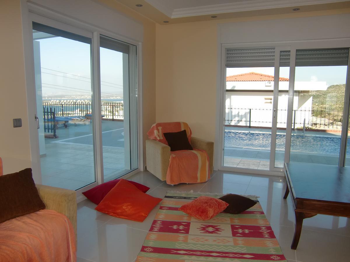 Luxury Villa With Amazing View, เซสเม ภายนอก รูปภาพ